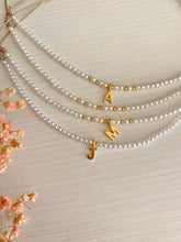 Cargar imagen en el visor de la galería, Collar Perlas Ajustable