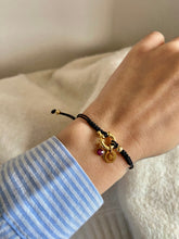 Cargar imagen en el visor de la galería, Pulsera Valentina Personalizada Omamori Joyas