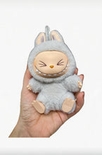 Cargar imagen en el visor de la galería, LABUBU The Monsters - Have a seat vynil Caja sorpresa ORIGINAL de POP MART