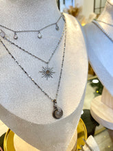 Cargar imagen en el visor de la galería, Colgante Estrella Polar