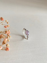 Cargar imagen en el visor de la galería, Anillo Pink Quartz Vintage Omamori Joyas