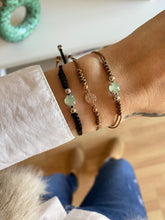 Cargar imagen en el visor de la galería, Pulsera Mikadzuki Calcedony Omamori Joyas