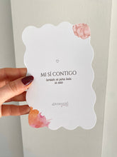 Cargar imagen en el visor de la galería, Tarjetón con mensaje “Mi sí contigo” Omamori Joyas
