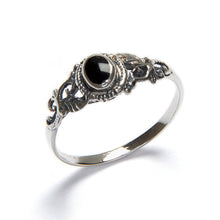 Cargar imagen en el visor de la galería, Anillo Ophelia Ónix Omamori Joyas