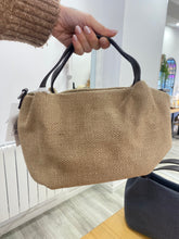 Cargar imagen en el visor de la galería, Bolso Ona Medium Omamori Joyas