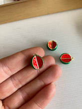Cargar imagen en el visor de la galería, Variedad de Charms Omamori Joyas