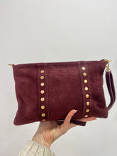Cargar imagen en el visor de la galería, Bolso Tachuelas Medium Omamori Joyas