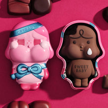 Cargar imagen en el visor de la galería, Caja sorpresa de POP MART CRYBABY Crying For Love Series Figures