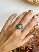 Cargar imagen en el visor de la galería, Anillo Marrakech Larimar Omamori Joyas
