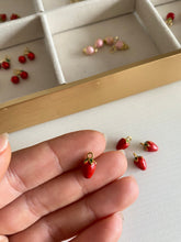 Load image into Gallery viewer, Charm Fresa Omamori Joyas