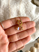 Laden Sie das Bild in den Galerie-Viewer, Colgante Brandi Plata Omamori Joyas