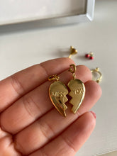 Cargar imagen en el visor de la galería, Variedad de Charms Omamori Joyas