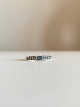Cargar imagen en el visor de la galería, Anillo Topacio Bloom Omamori Joyas