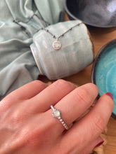 Cargar imagen en el visor de la galería, Anillo Mikadzuki Omamori Joyas