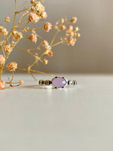 Cargar imagen en el visor de la galería, Anillo Pink Quartz Vintage Omamori Joyas