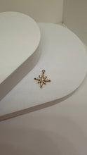 Cargar imagen en el visor de la galería, Charm Estrella Polar big MOON Omamori Joyas