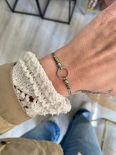 Cargar imagen en el visor de la galería, Pack Pulsera Detalle de boda Acero en tarjeta Omamori Joyas