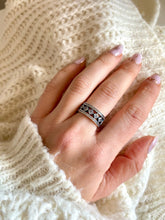 Cargar imagen en el visor de la galería, Anillo Angelina 11231 Omamori Joyas