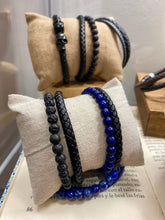Laden Sie das Bild in den Galerie-Viewer, Pulsera Hombre Doble Gems Omamori Joyas