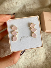 Cargar imagen en el visor de la galería, Pendientes Júlia Omamori Joyas