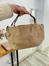 Cargar imagen en el visor de la galería, Bolso Ona Medium Omamori Joyas
