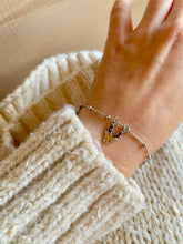 Cargar imagen en el visor de la galería, Pulseras navideñas en tubitos de cristal