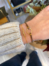 Cargar imagen en el visor de la galería, Pack Pulsera Detalle de boda Acero en tarjeta Omamori Joyas