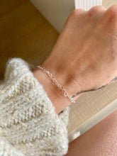 Laden Sie das Bild in den Galerie-Viewer, Pulsera Nina Love Omamori Joyas