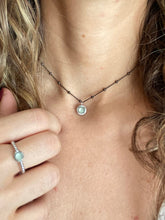 Cargar imagen en el visor de la galería, Colgante Mikadzuki