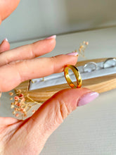 Cargar imagen en el visor de la galería, Alianza de boda Media caña Omamori Joyas
