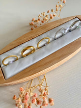 Charger l'image dans la galerie, Alianza de boda Media caña