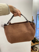 Cargar imagen en el visor de la galería, Bolso Ona Medium Omamori Joyas