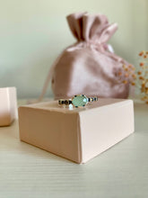 Laden Sie das Bild in den Galerie-Viewer, Anillo Calcedony Vintage Omamori Joyas