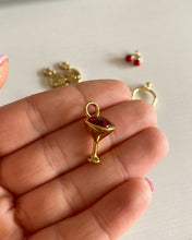 Cargar imagen en el visor de la galería, Variedad de Charms Omamori Joyas