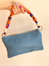 Cargar imagen en el visor de la galería, Bolso Colors 124 Medium Omamori Joyas