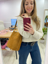 Cargar imagen en el visor de la galería, Bolso Bombonera Julia Omamori Joyas