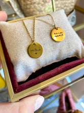 Load image into Gallery viewer, Colgante con la grabación de tu peque