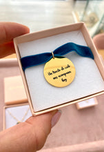 Cargar imagen en el visor de la galería, Medalla para Ramo Omamori Joyas