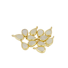 Cargar imagen en el visor de la galería, Colgante Mia Letra y piedra MEDIUM