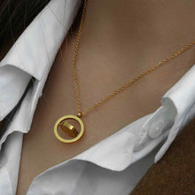 Laden Sie das Bild in den Galerie-Viewer, Colgante Astrology + Tarjeta Omamori Joyas