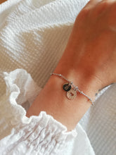 Cargar imagen en el visor de la galería, Pulsera Love Inicial Omamori Joyas