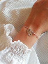 Cargar imagen en el visor de la galería, Pulsera Love Inicial Omamori Joyas