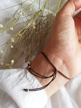 Cargar imagen en el visor de la galería, Pulsera Charms Omamori Joyas