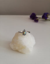 Cargar imagen en el visor de la galería, Anillo Ópalo Omamori Joyas