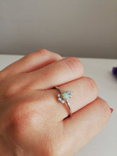 Cargar imagen en el visor de la galería, Anillo Ópalo Omamori Joyas
