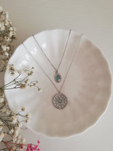 Load image into Gallery viewer, Medalla Luna llena Omamori Joyas