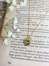 Cargar imagen en el visor de la galería, Colgante Mamá + piedra Omamori Joyas
