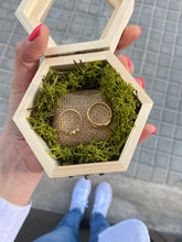 Load image into Gallery viewer, Porta alianzas rústico Omamori Joyas