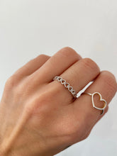 Cargar imagen en el visor de la galería, Anillo Mini corazones Omamori Joyas