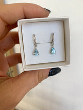 Load image into Gallery viewer, Pendientes topacio azul